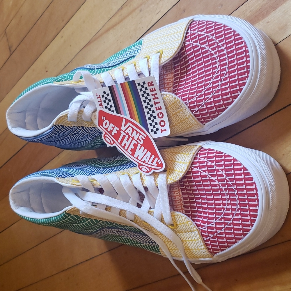 Vans SK8-MID (Pride) lgbtq Mens Skate shoe size 10.5 Womens size 12